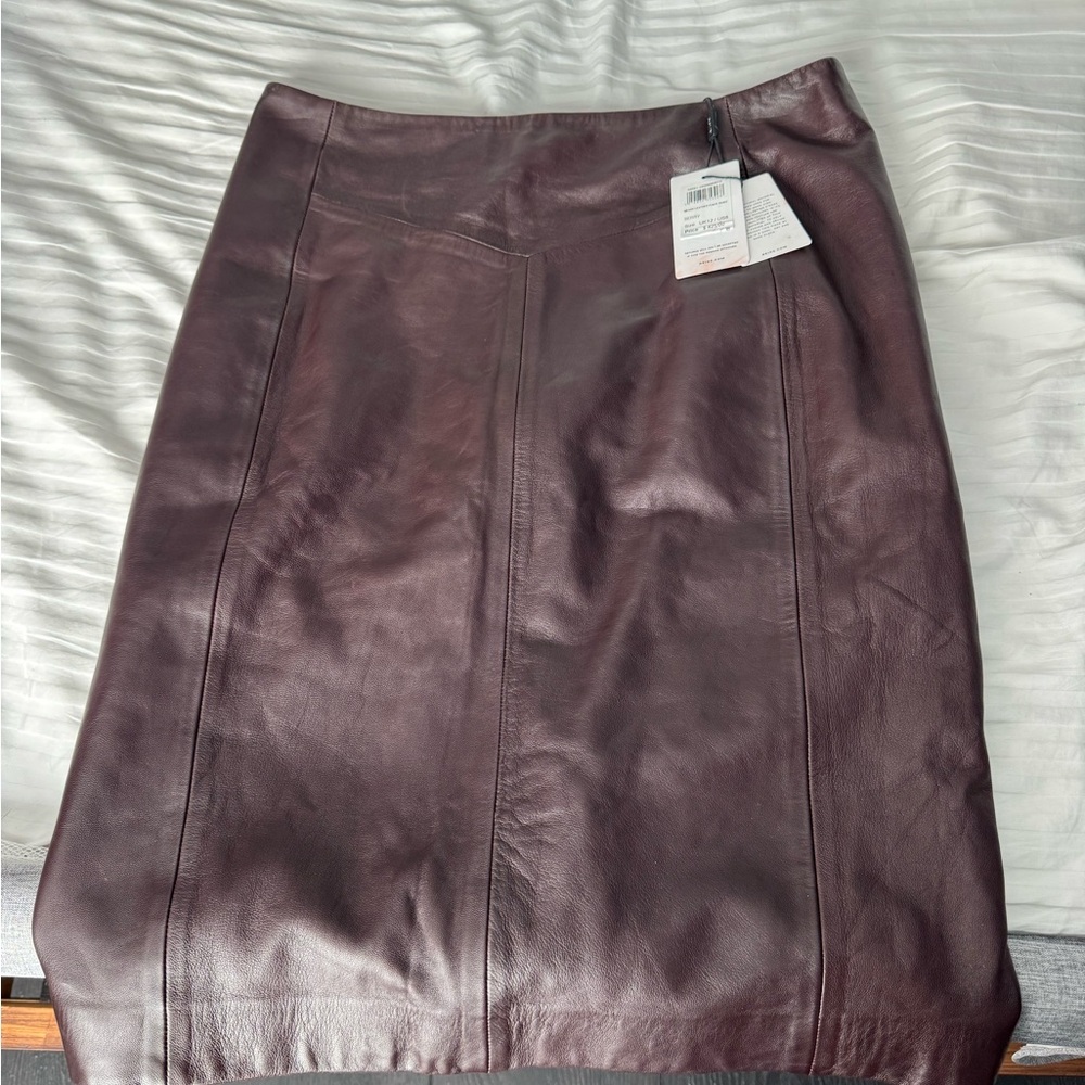 Elegant Brown Leather Skirt